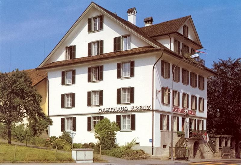 Gasthaus Zum Kreuz Meggen Exteriör bild